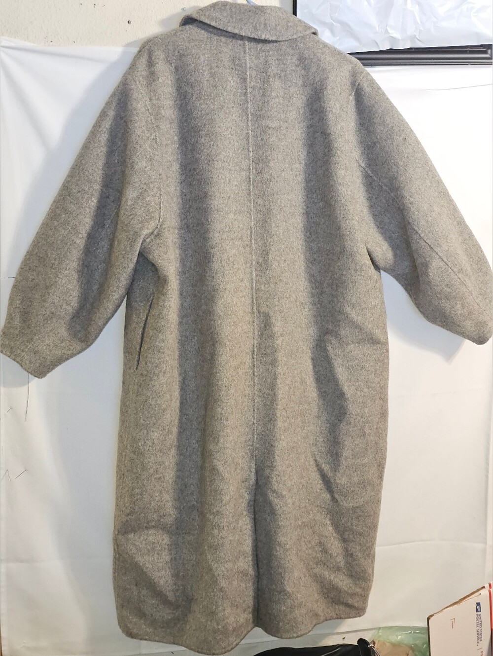 NAP Loungewear oversized wool-alpaca blend coat in silver grey. Size M - Picture 7 of 11